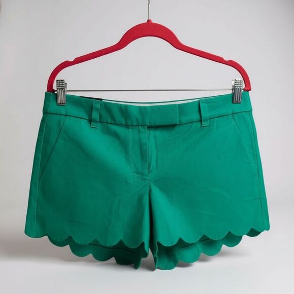 J. Crew Pants - J.Crew Scalloped Edge Shorts • Teal Green • Size 6 • NWT • Preppy